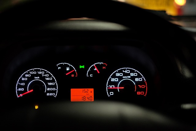 O auto se m usíte starat.